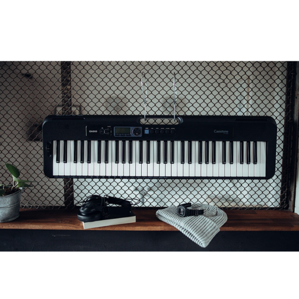 CASIO CTS300 keyboard