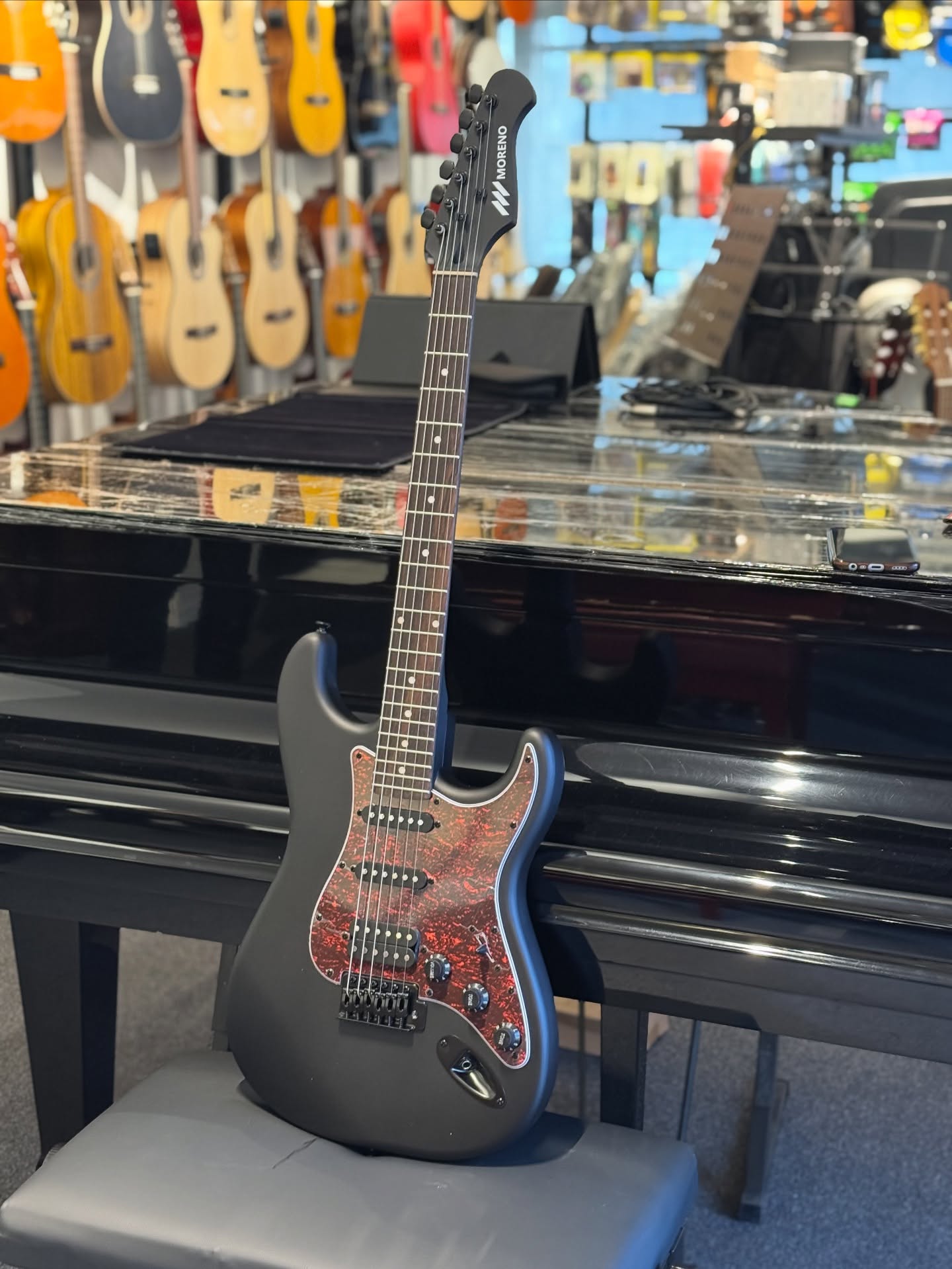 Moreno ST101 Matt Black/Red HSS Electric Guitar